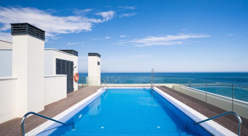 Gran vivienda de lujo frente al mar