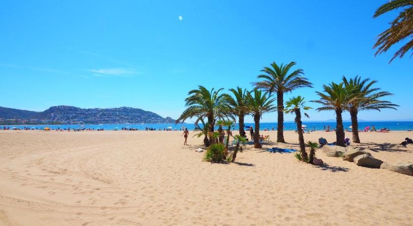 Apartment Platja de Roses 9