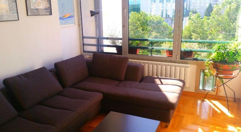 City Center Apartment with parking