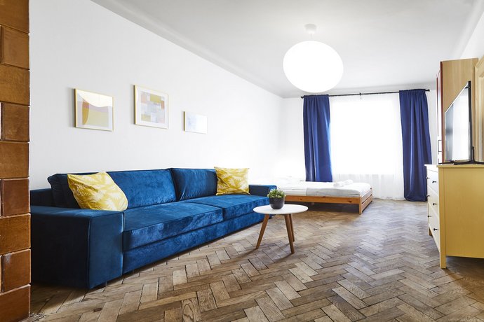 Prestige location apartments Pijarska street