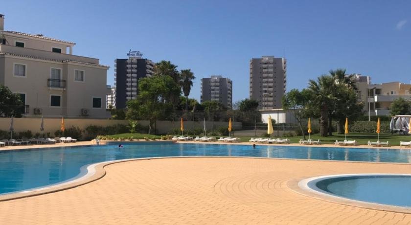 Two bedroom apartment in center of Alvor
