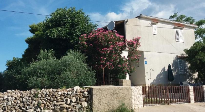 Apartman Nona Povljana