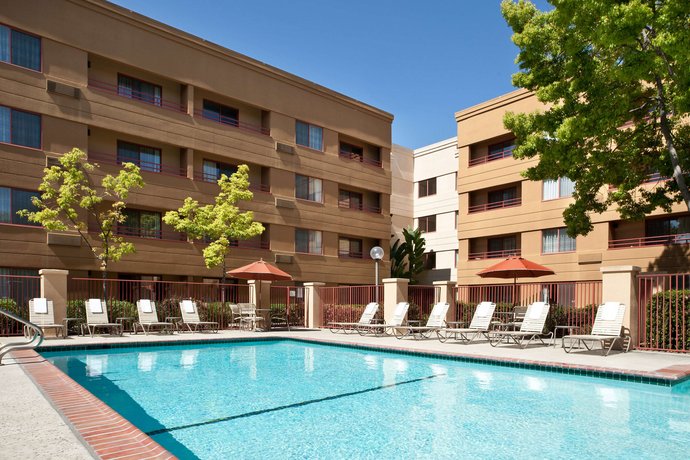 Sonesta Select San Jose Airport