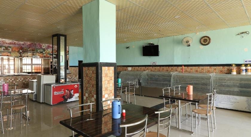 OYO 29364 Deepak Hotel And Restaurant