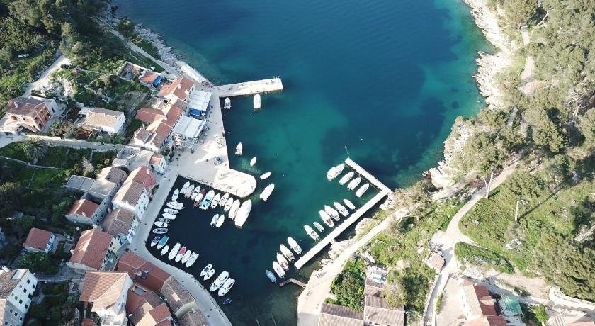 Seaview Antonija