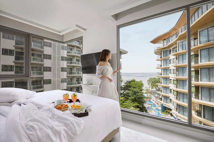 Centara Sonrisa Residence and Suites Sriracha