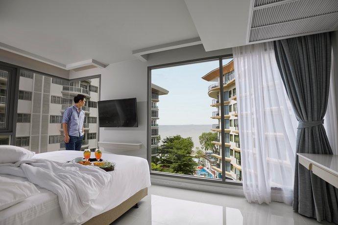 Centara Sonrisa Residence and Suites Sriracha