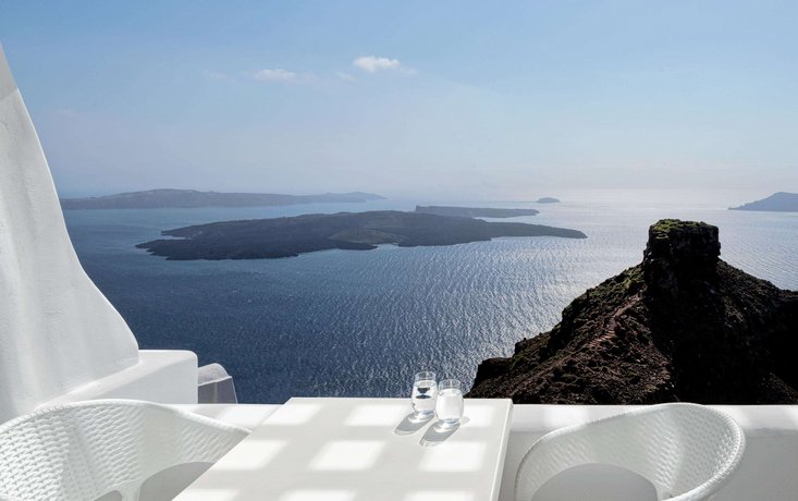Tholos Resort
