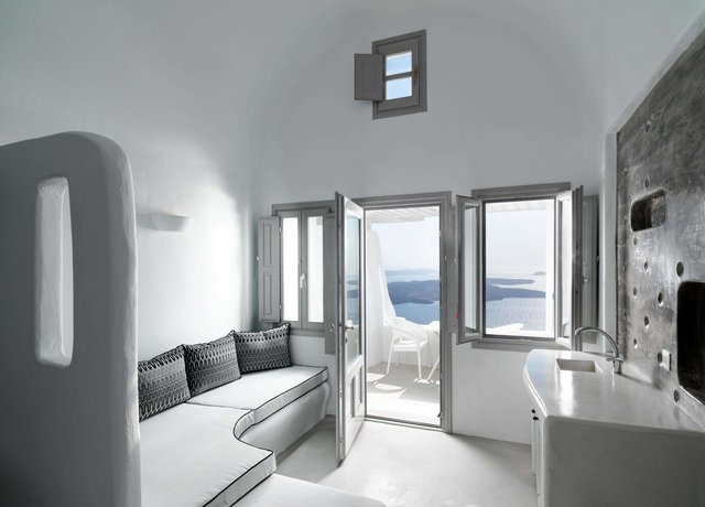 Tholos Resort