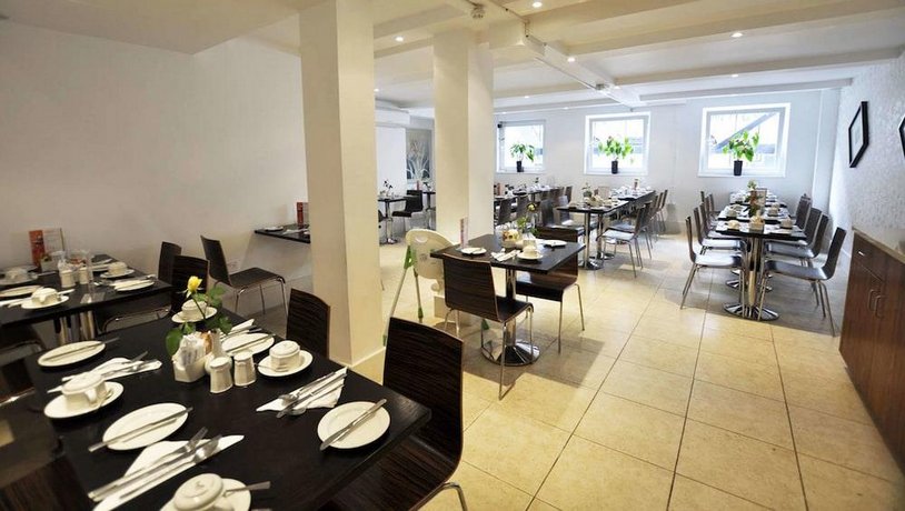 Kensington Court Hotel