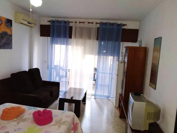 Studio in Torremolinos With Balcony and Wifi