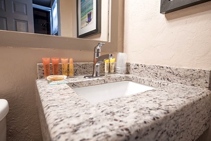 Pelican RV Resort and Motel