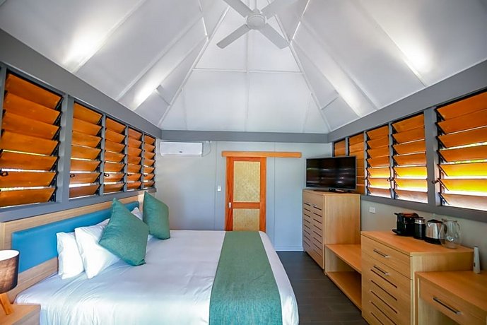 Serenity Island Resort