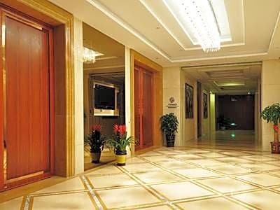 Yihao International Hotel