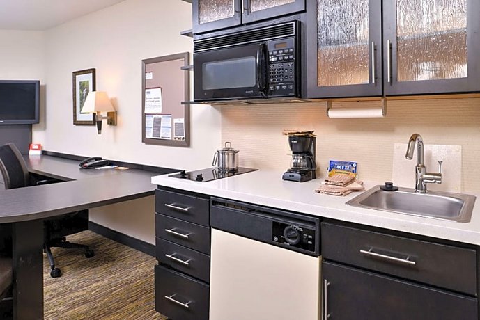 Candlewood Suites Charlotte-University