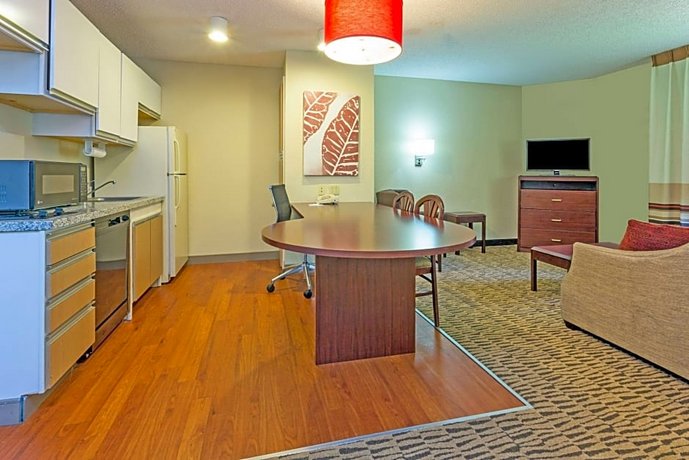 Hawthorn Suites by Wyndham-Raleigh/Cary