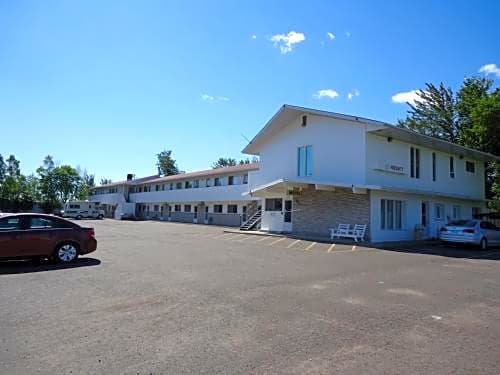 Voyageur Motel