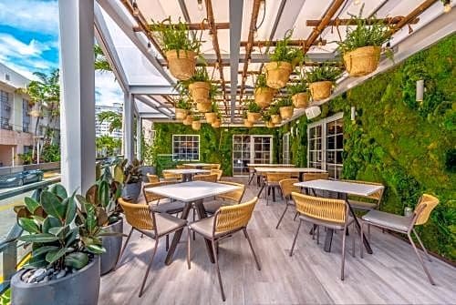 Lennox Miami Beach