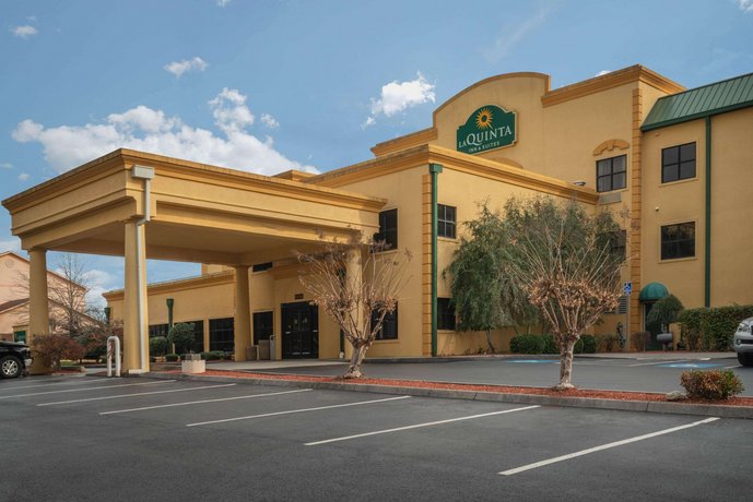 La Quinta Inn & Suites Knoxville East