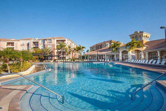 Vista Cay Resort by Millenium at Universal Blvd