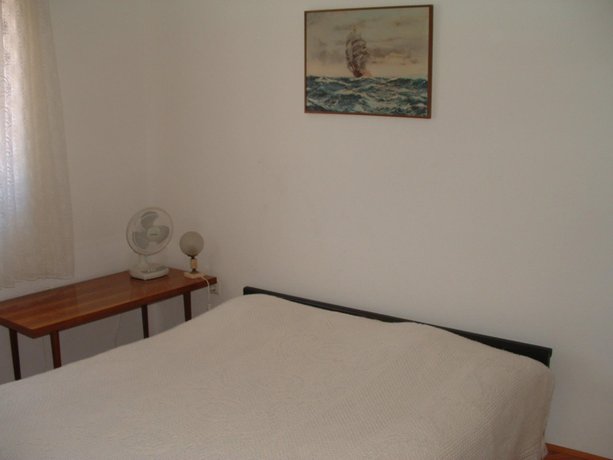 Apartment Barb - 30 m from the sea