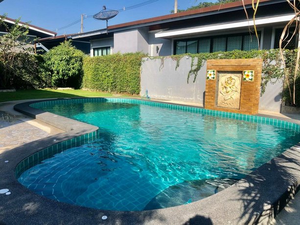 Emmy PoolVilla