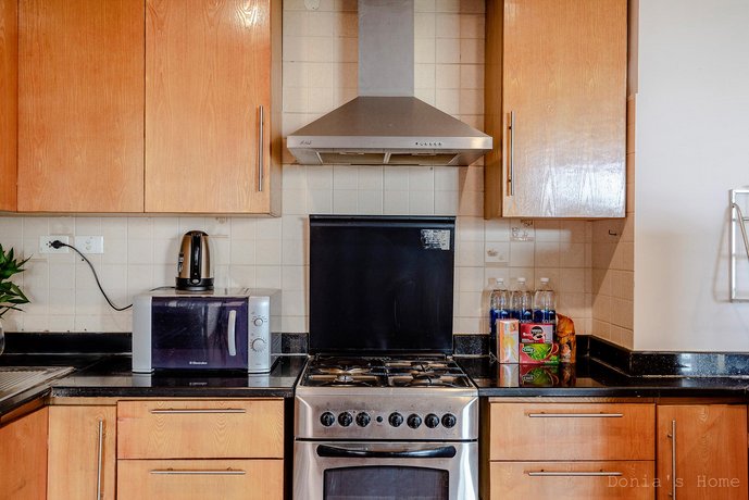 Donia's Green Cozy 3br City Center Condo @ba Dinh District