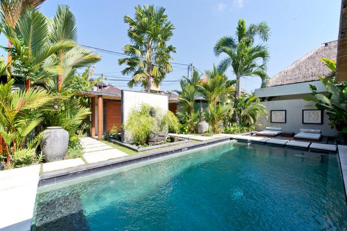 Luxury 2 Bedroom Villa with Private Pool Bali Villa 1142