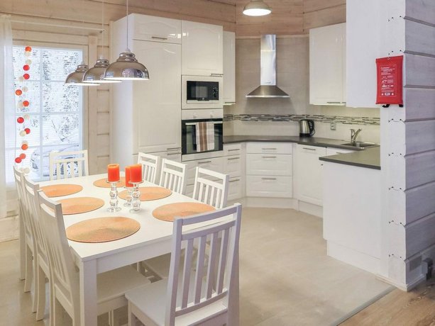 Holiday Home Onnela Akaslompolo