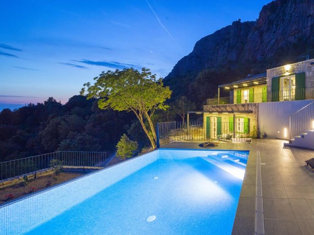 Villa 2m