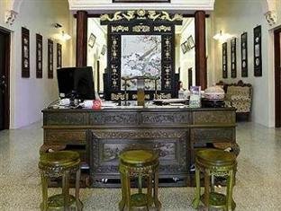 Banana Boutique Hotel