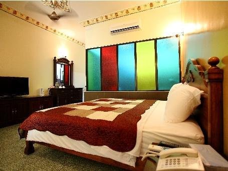 Banana Boutique Hotel