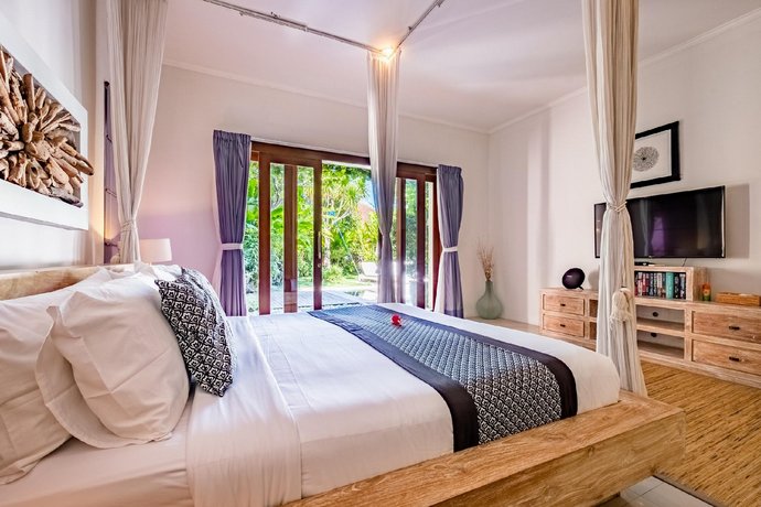 Central Seminyak Villa Martini