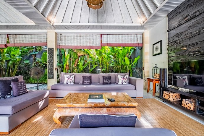 Central Seminyak Villa Martini