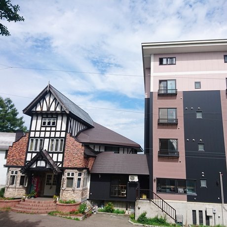 Madarao Lainstons Hotel