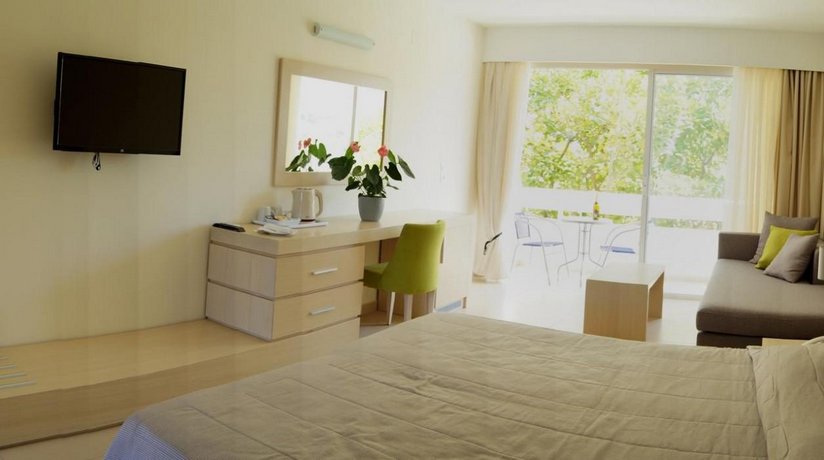 Niriides Hotel Afantou