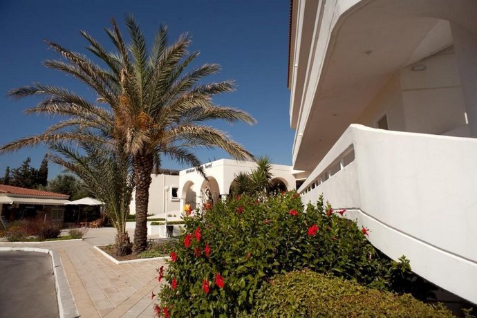 Niriides Hotel Afantou