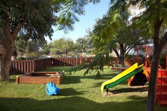 Niriides Hotel Afantou