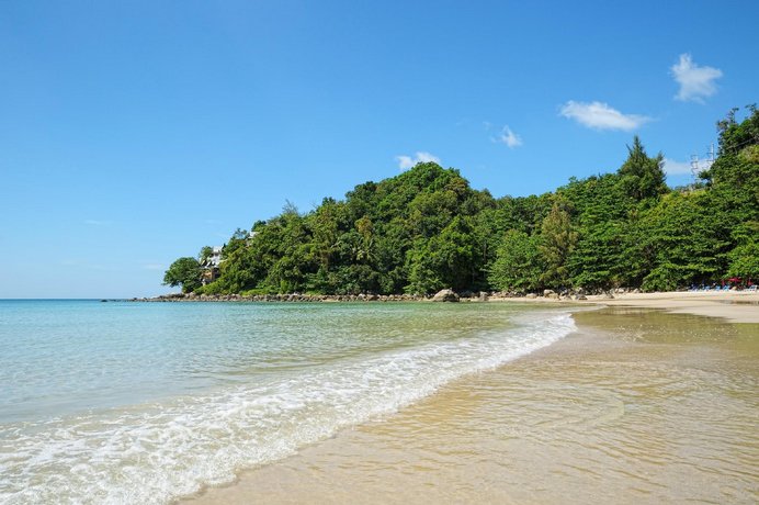 Patong Hill sea view villa 4 bedroom private pool