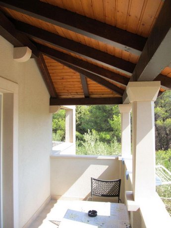 Apartment Leana - close to beach