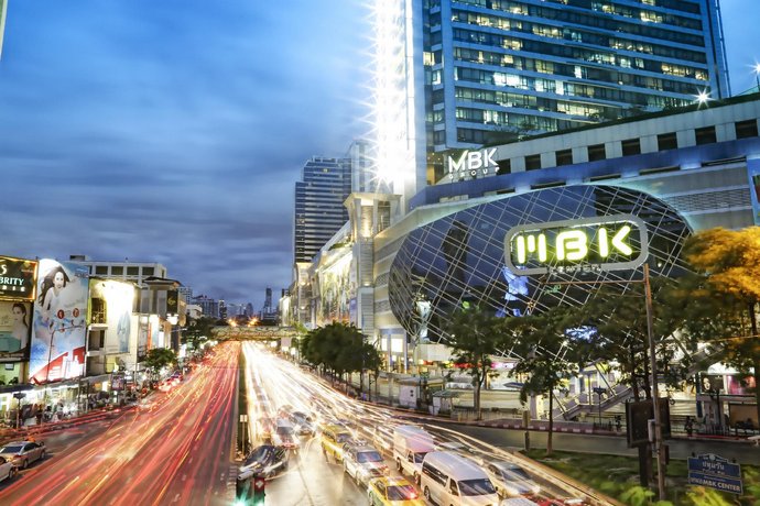 1br@Bts E5 Skytop Pool@50f Free Pocketwifi 213