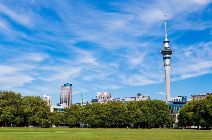 Premium 1BR Apartment at Princes Wharf