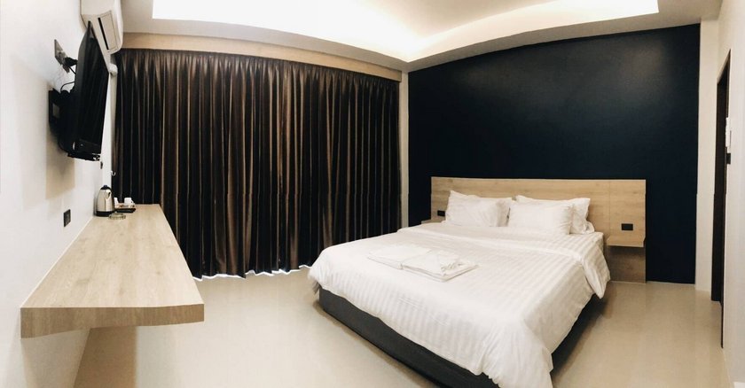 Tall Tree Poshtel Phuket