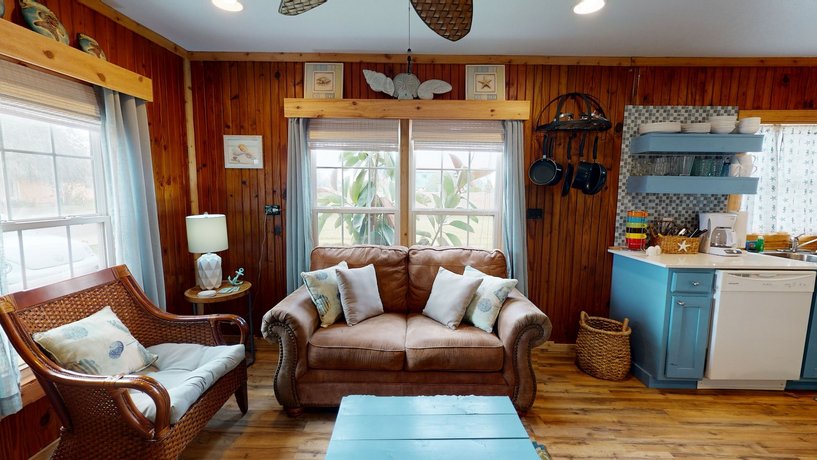 Sunrise Cabana - Two Bedroom Home