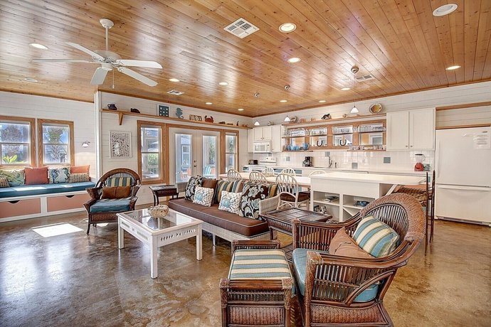 Coral Paradise 27vw 3 Bedrooms 3 Bathrooms Home