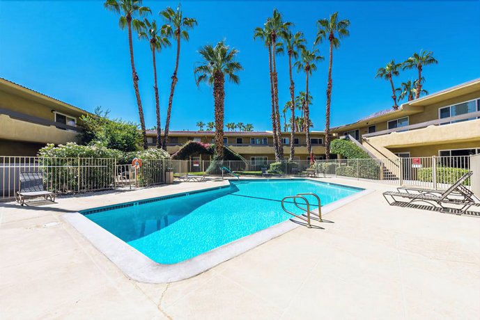 Hidden Oasis 7 Day Minimum