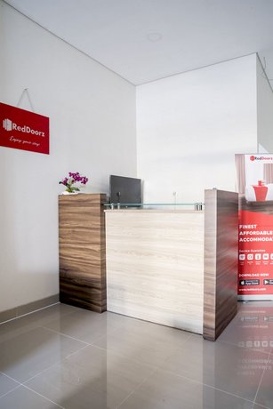 RedDoorz @ Bandengan Jakarta
