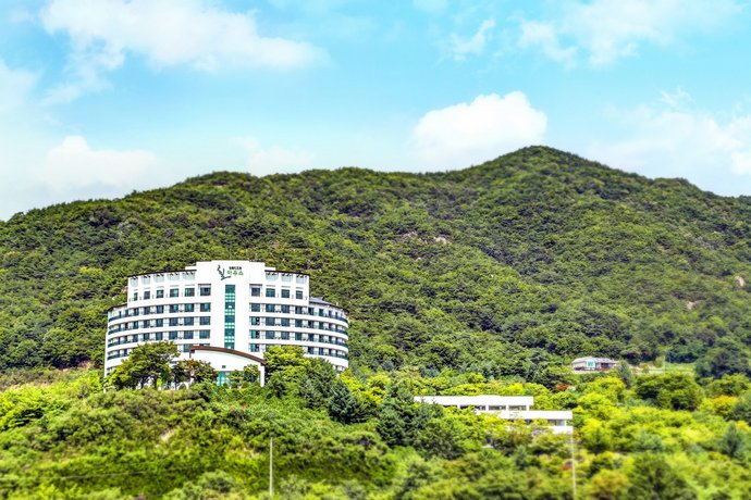 Cheongpung Resort Hill House Challenge Extreme Sports South Korea thumbnail