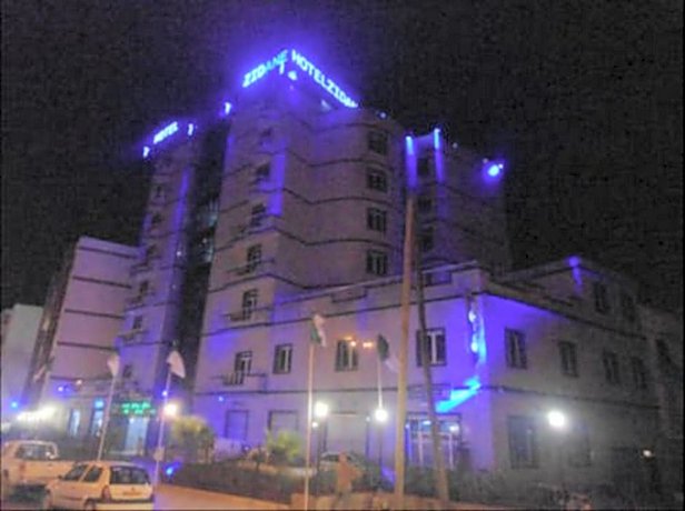 HOTEL ZIDANE