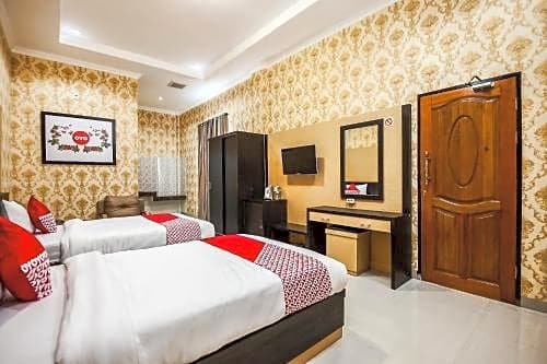 OYO 540 Esther Hotel
